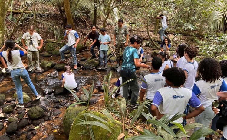  Alunos da rede pública de Macaé participam de vivência ambiental no Parque Atalaia