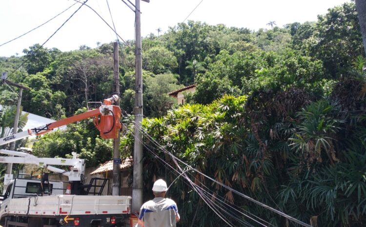 Enel divulga calendário de abril para regularização de cabos em postes de Macaé    