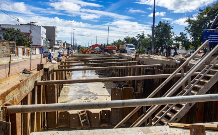  Obras na Linha Vermelha estão em ritmo acelerado