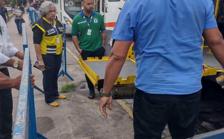 Detro-RJ realiza operação para verificar acessibilidade em ônibus de Cabo Frio