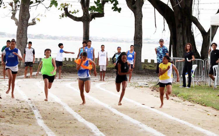 Finais de Jogos Estudantis no Forte Marechal Hermes