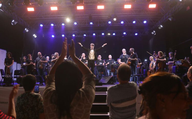 Orquestra Petrobras celebra 70 anos da empresa com apresentação marcante na Imbetiba