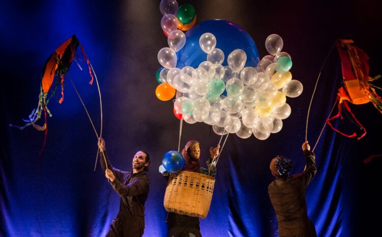  Teatro Firjan SESI Macaé apresenta espetáculo infantil “Pelos Quatro Cantos do Mundo” neste fim de semana