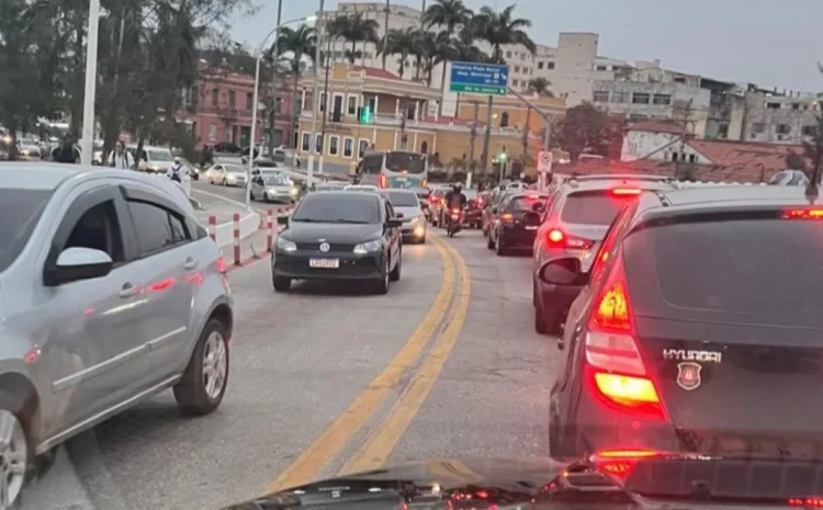 Obras na Ponte Ivan Mundim alteram trânsito em Macaé