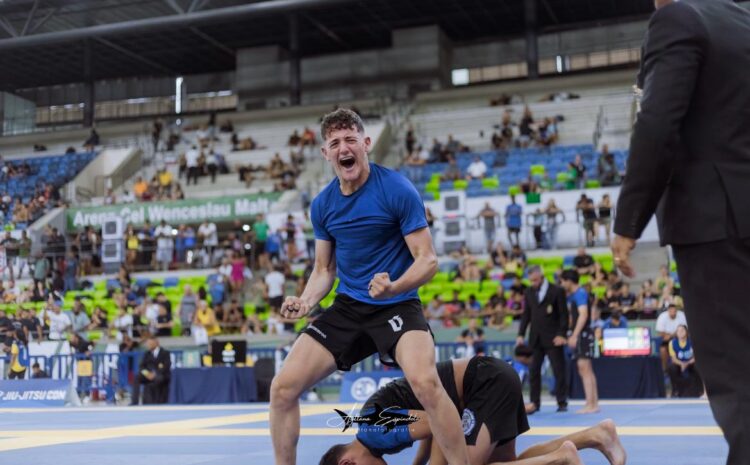  Atleta macaense conquista Mundial de Jiu-Jitsu em Las Vegas e traz medalhas