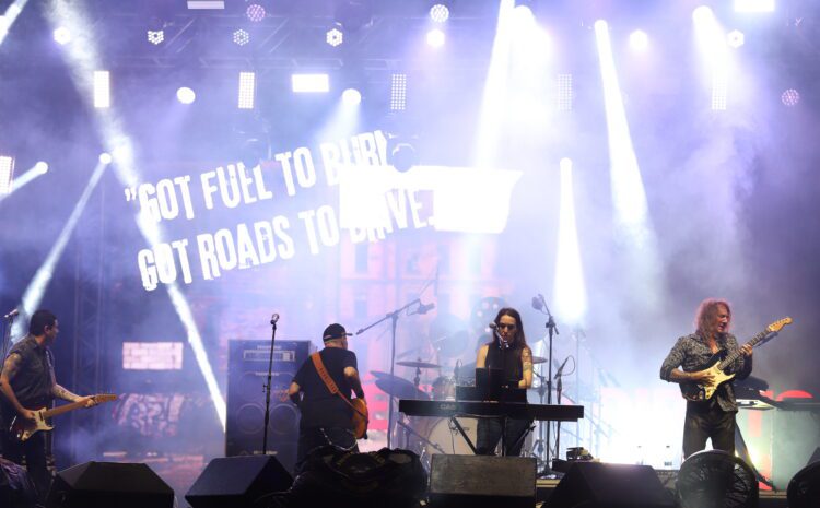  Ostrascycle 2024: 5 dias, 100 horas de rock e mais de 40 shows gratuitos em Rio das Ostras