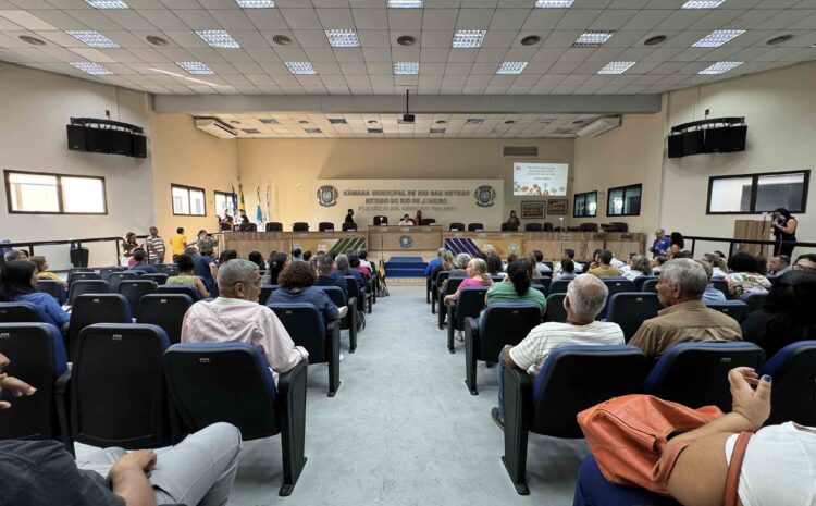Gestores tecnicos vereadores e comunidade se unem para elaborar Plano Municpal de Saude Foto: Eduardo Yoshi