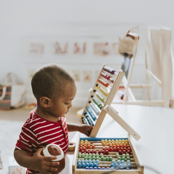 Rio das Ostras divulga cronograma para preenchimento de vagas em creches